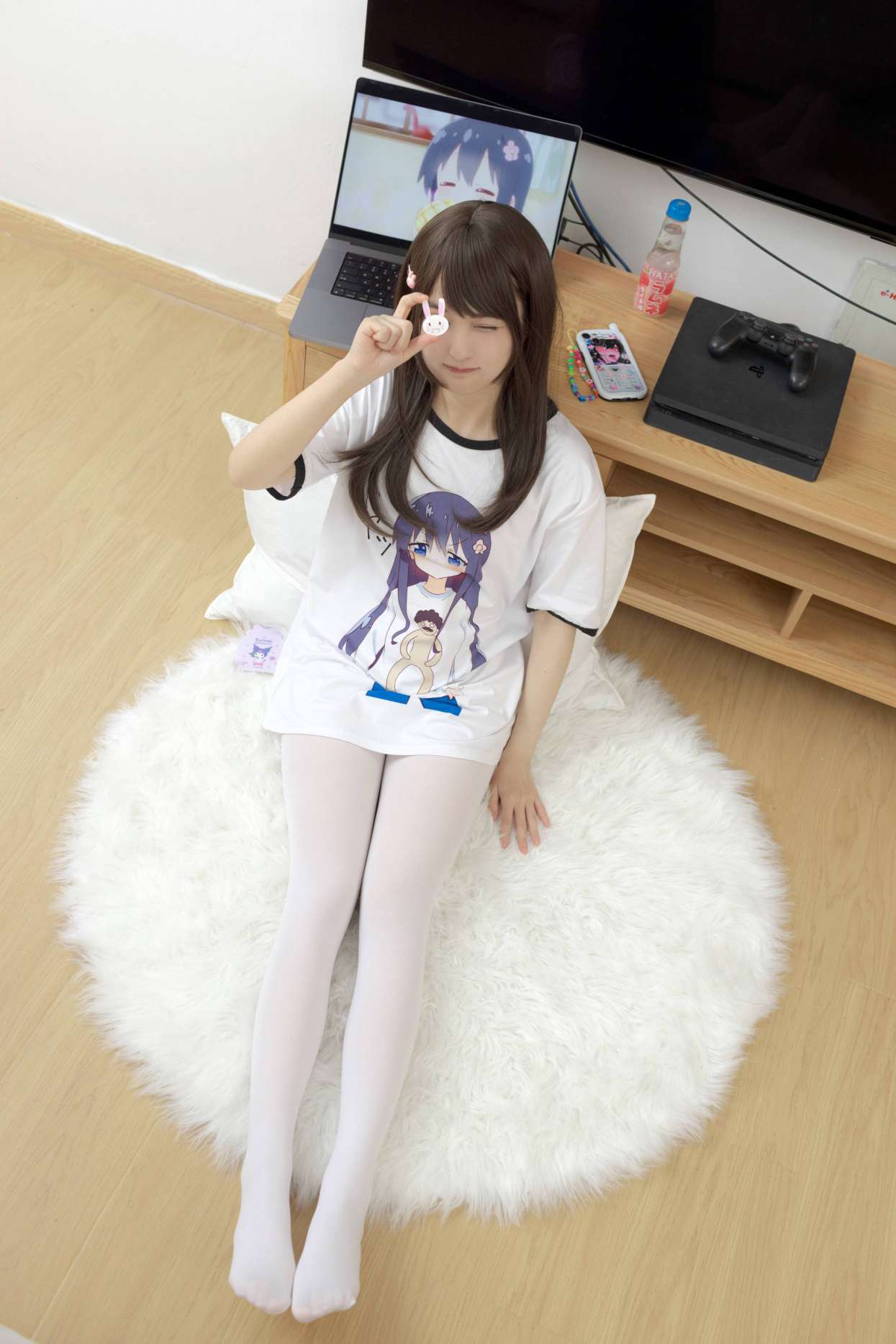 二次元白丝美少女【69P】20027插图1