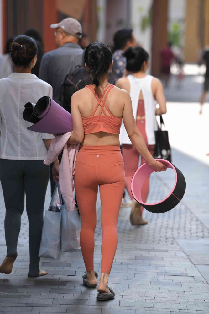 练瑜伽的姑娘【176P】04028-雅酷图