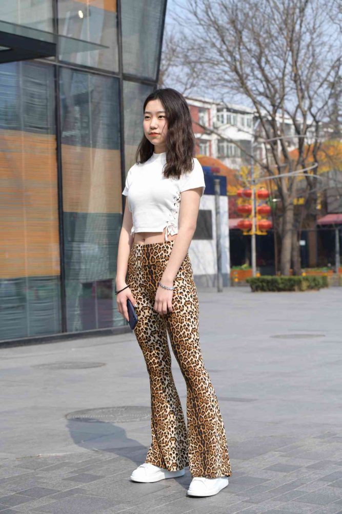 豹纹紧身裤小姑娘【339P】-雅酷图