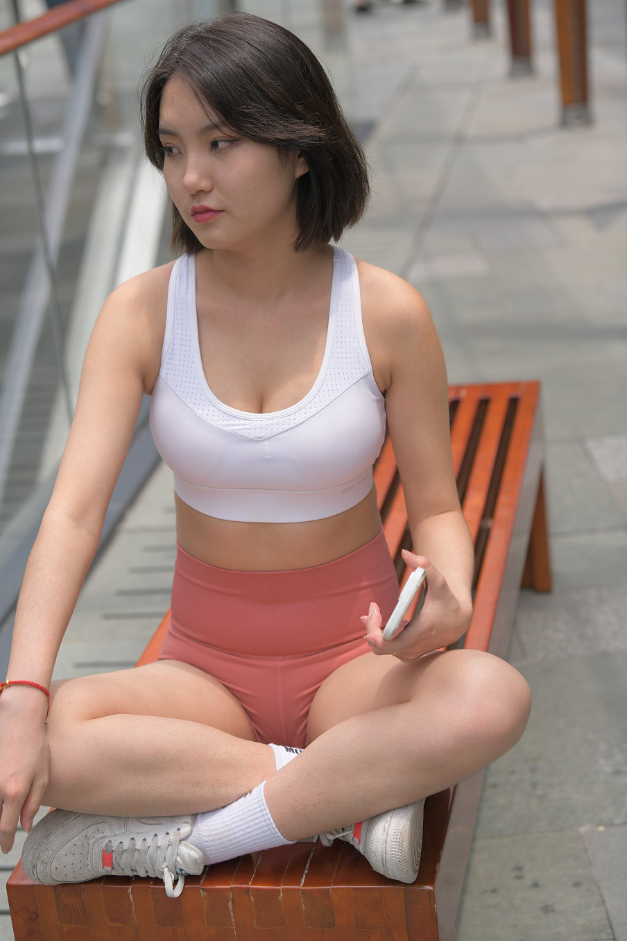 J2982 621P1V-21.5GB插图