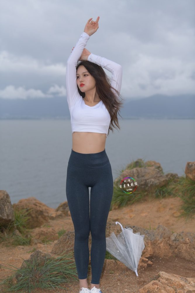 深蓝色瑜伽裤甜美女孩 J1320 514P2V-17.5GB-雅酷图