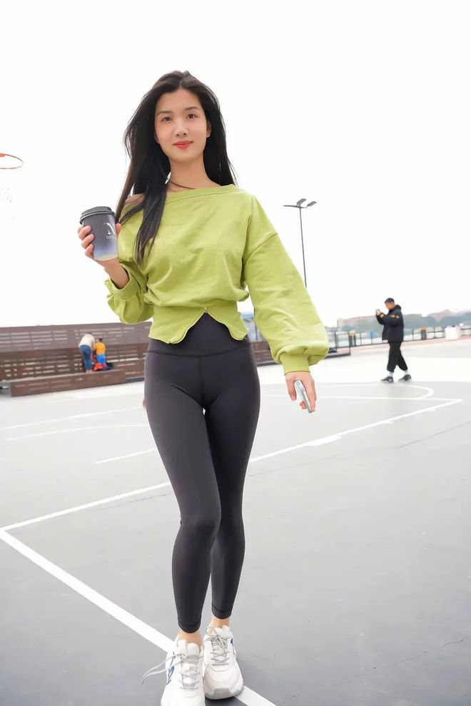 绿色瑜伽裤女孩很开心 J1519 1094P1V-27.6GB插图