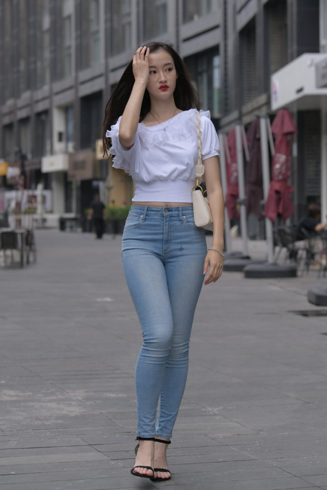 紧身牛仔裤女孩J2177 370P2V-19.4GB-雅酷图