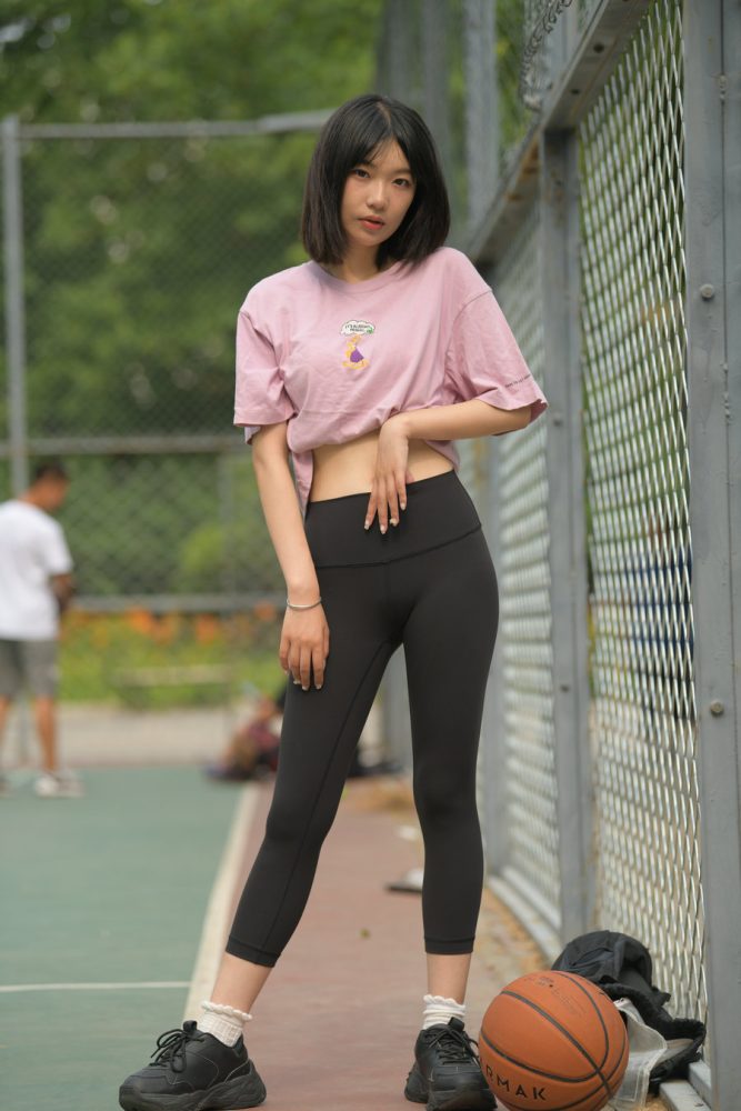 穿瑜伽裤打篮球的大三女孩J2198 463P1V-18.6GB插图2