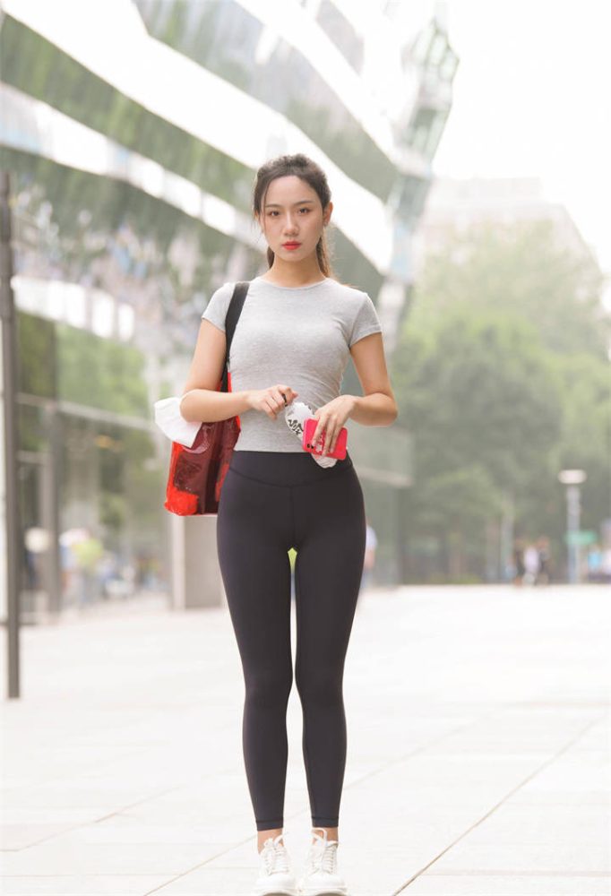 落落大方的瑜伽裤小女人J2221 760P1V-23.7GB-雅酷图