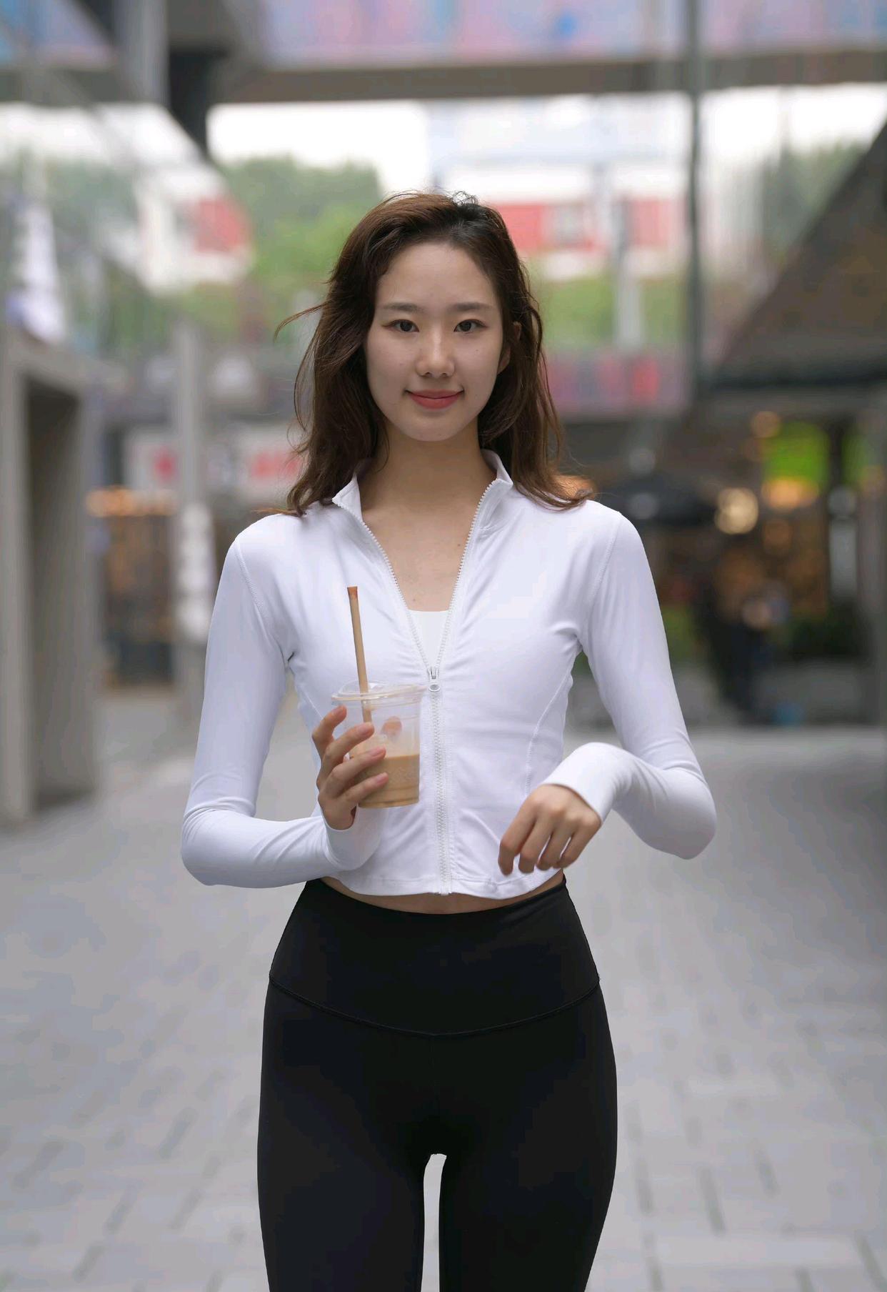 像刘亦菲的黑色瑜伽裤女孩J2237 340P1V-14.8GB插图1