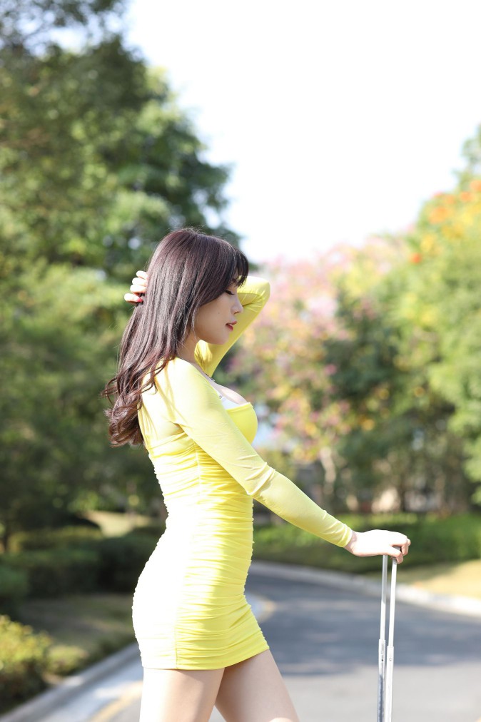 穿紧身裙的美丽姑娘要出去旅行了【419P】00046插图5