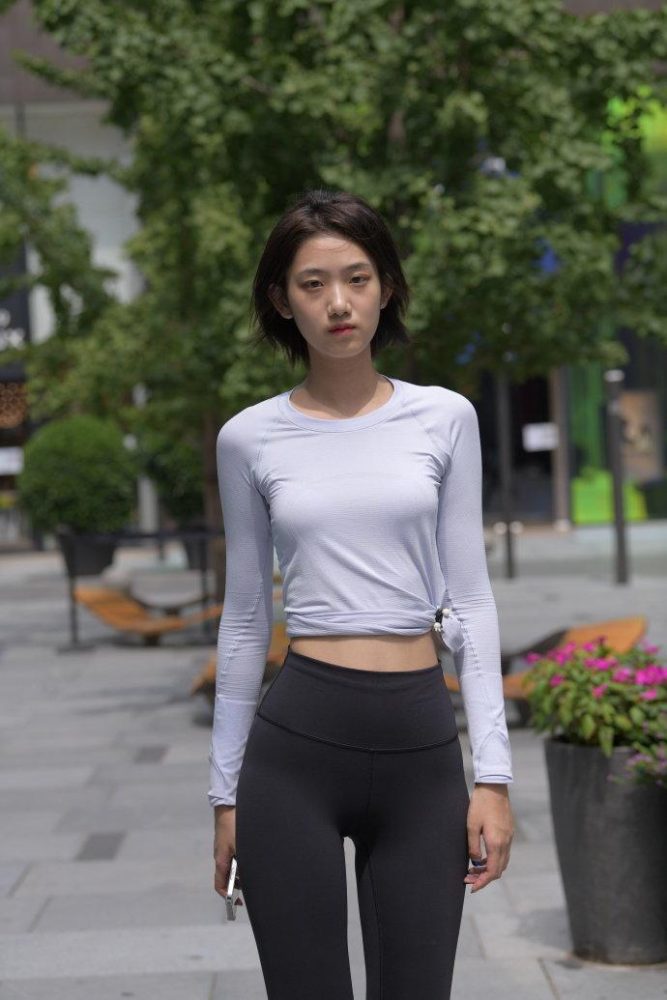 短发长腿的女生J2791 292P-5.71GB-雅酷图