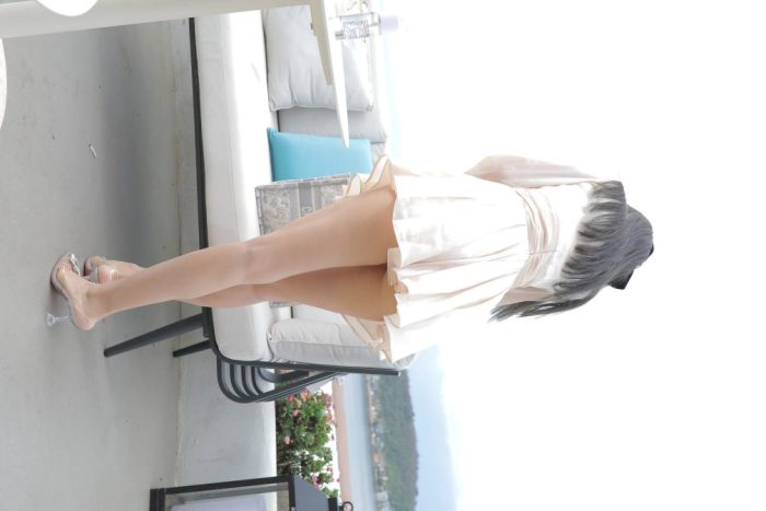 戴黑色蝴蝶结的长发女孩【369P】00027-雅酷图