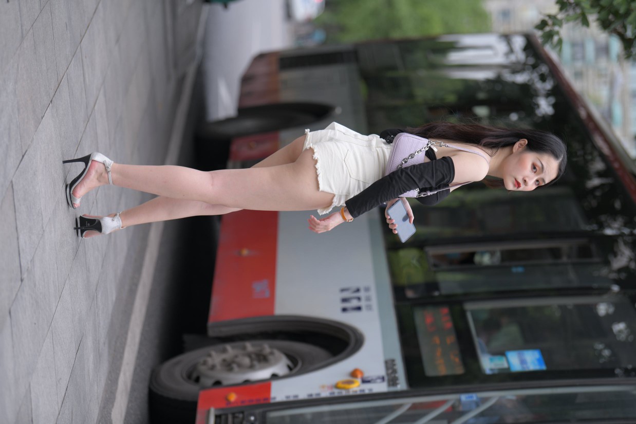 长发飘飘的白色热裤美丽女孩【49P】00029插图2