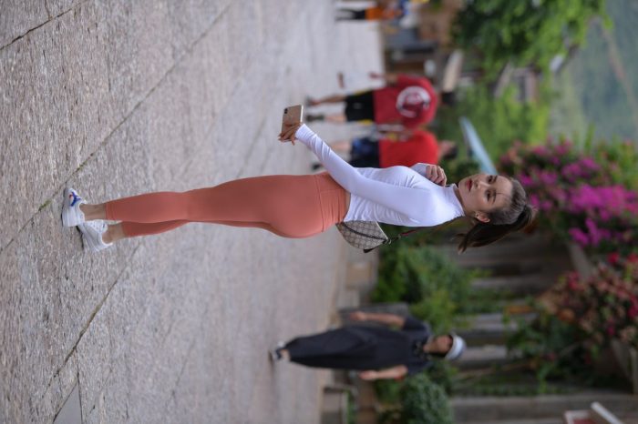 橙色瑜伽裤的高马尾姑娘【615P】00051-雅酷图