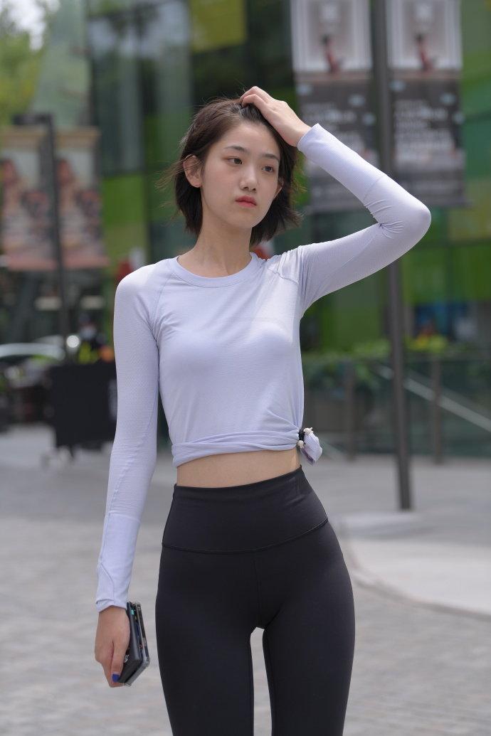 短发长腿的女生J2791 292P-5.71GB插图2