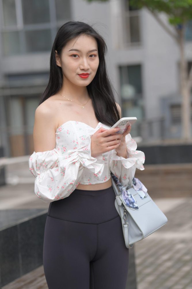 黑色瑜伽裤女孩J2212 740P1V-23.6GB插图4