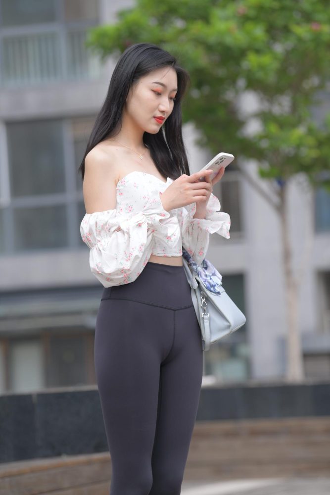 黑色瑜伽裤女孩J2212 740P1V-23.6GB插图5