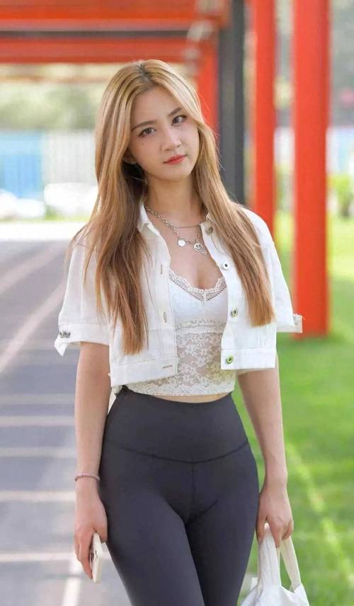 眼神里都是温柔的瑜伽裤女孩J2811 601P-13.3GB插图2