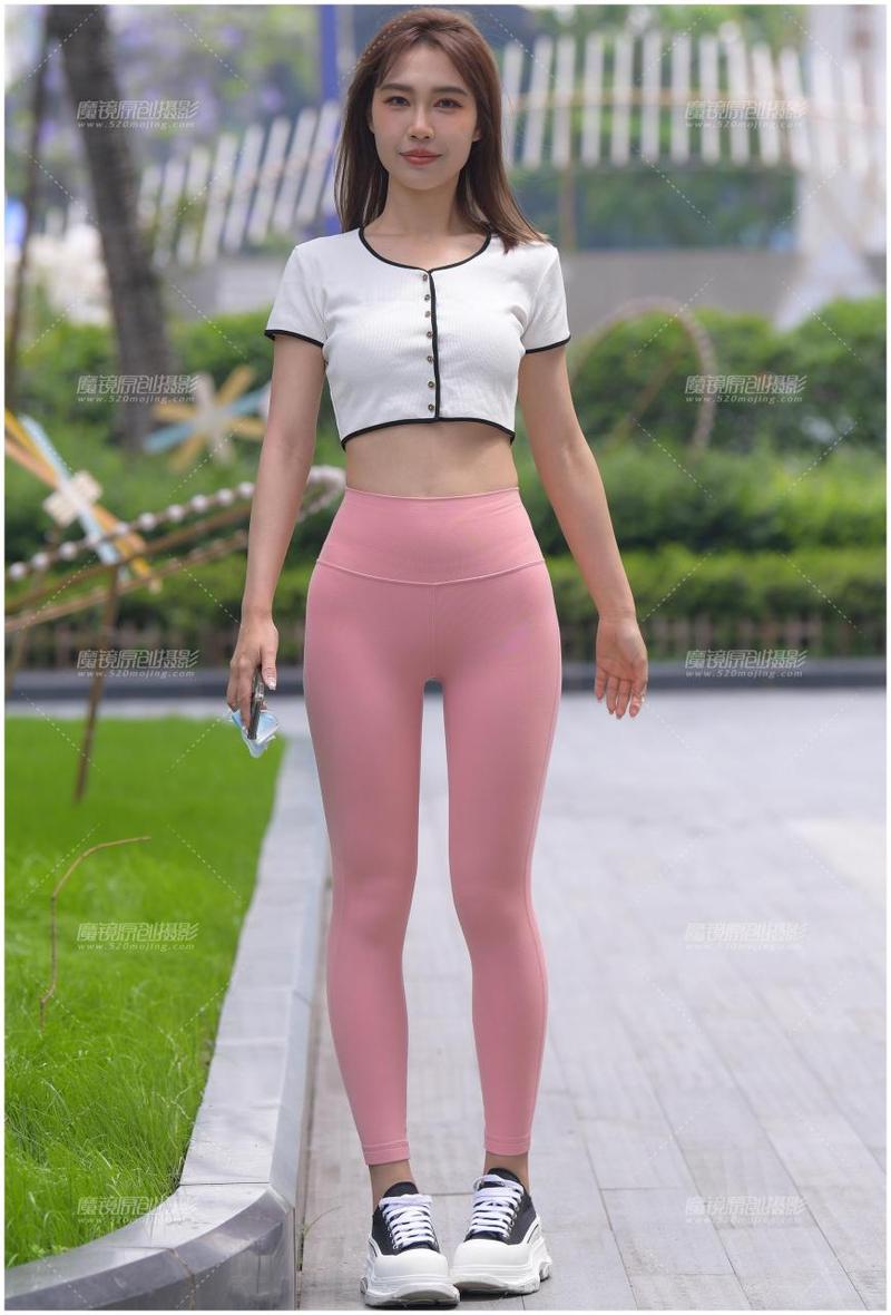 街拍粉色瑜伽裤女孩J2900 645P1V-20.7GB插图3