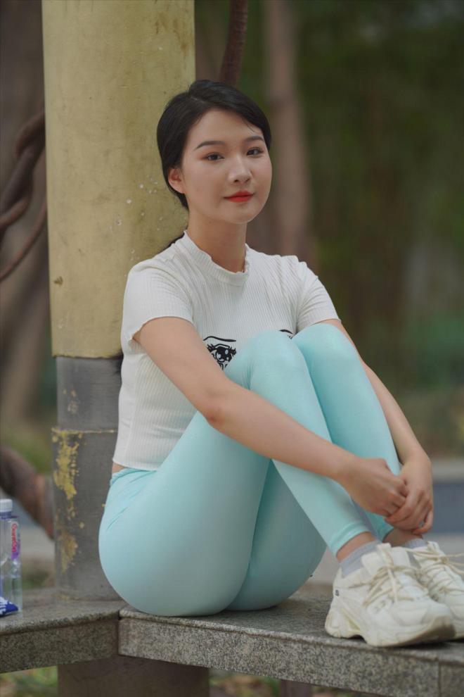 穿瑜伽裤的古风女人 J2984 1282P1V-33.4GB插图2