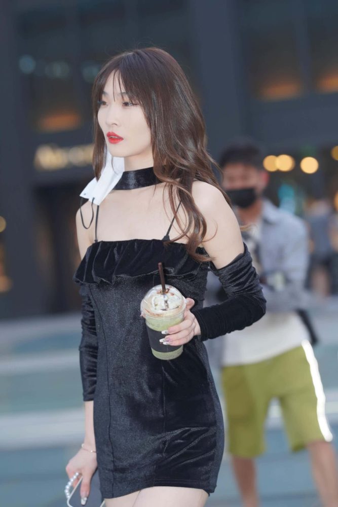 P4019 大长腿闺蜜 【216P】-雅酷图