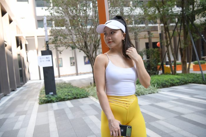 黄色健身裤的美女【385P】P0001-雅酷图